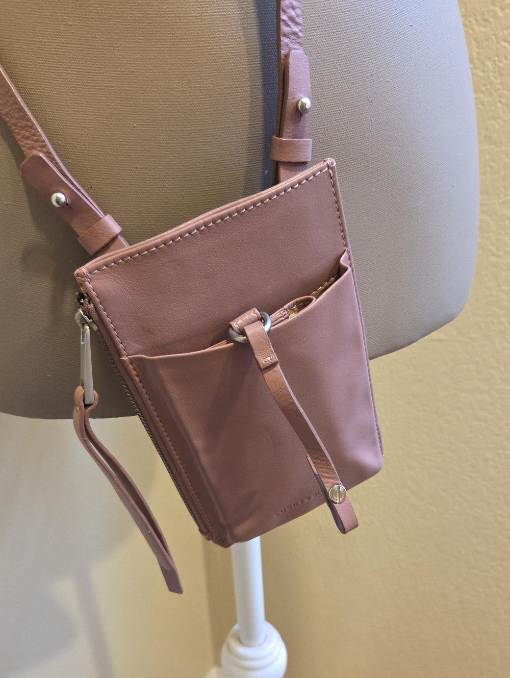 Lucky Brand Genuine Leather Women’s Crossbody Phone Bag - Dusty Rose